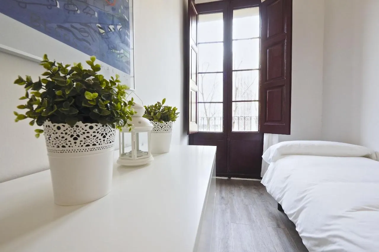 The White Flats Sant Antoni Apartment Barcelona
