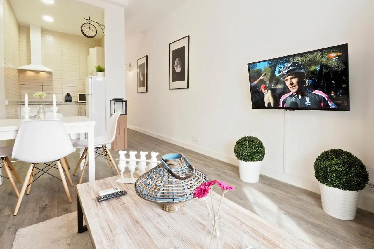 The White Flats Sant Antoni Apartment Barcelona