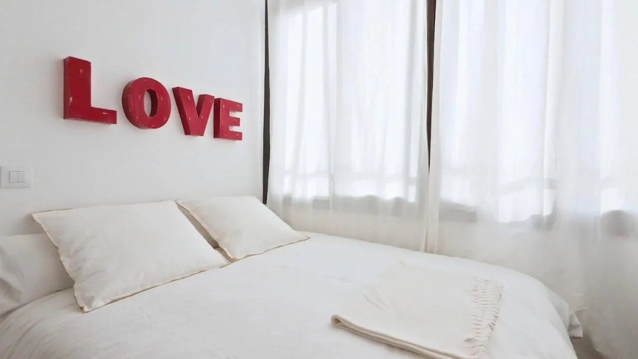The White Flats Sant Antoni Apartment Barcelona 0*,
